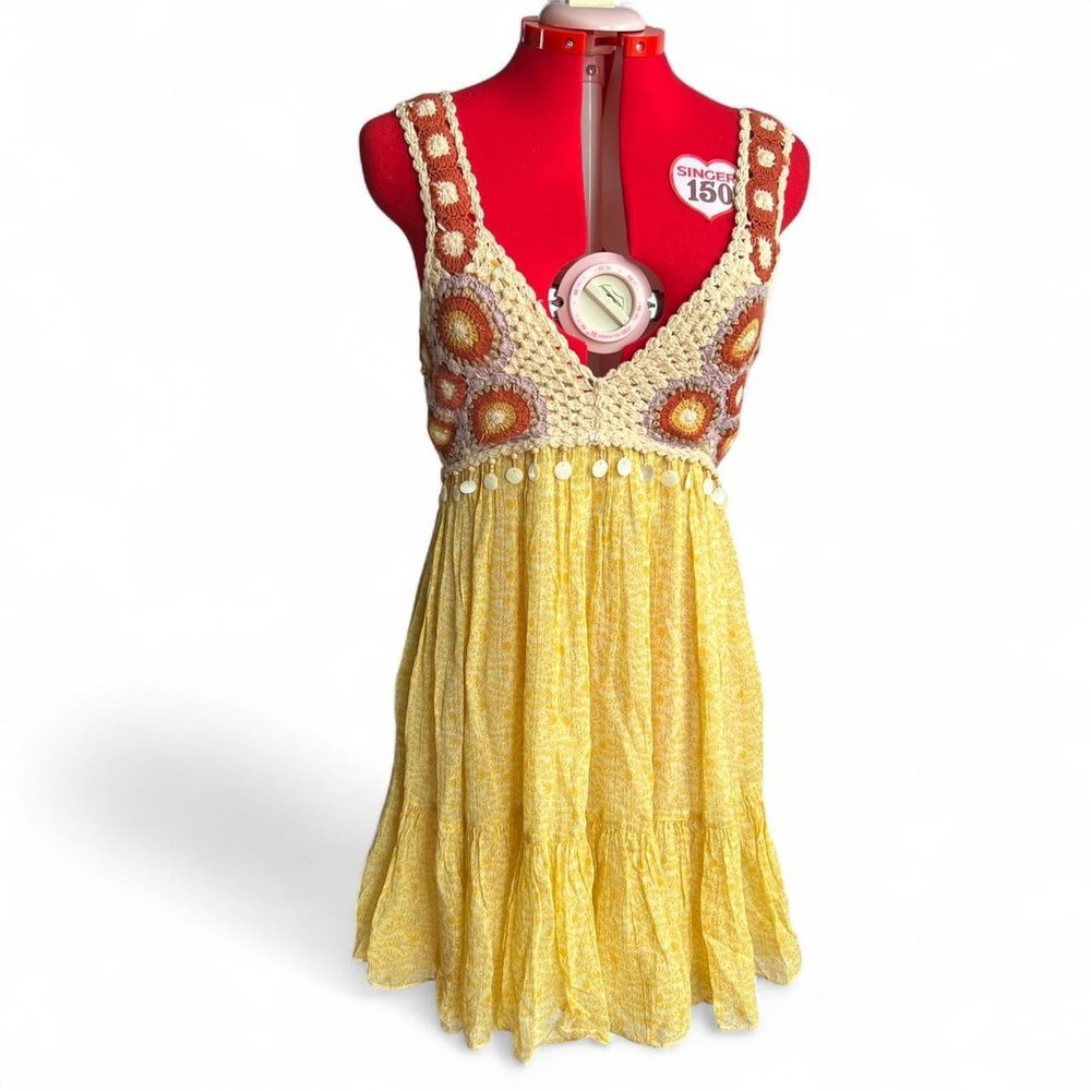 Zara Crochet Top Beaded Babydoll Dress With Metallic Gold Threads Size Small